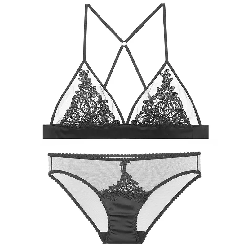 小胸向けフランス製下着セット、薄手sサイズ、快適なワイヤー入りブラとそれに合うパンティー