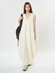 Spring and Autumn Women's Casual Solid Color V-neck Sleeveless Loose Dress