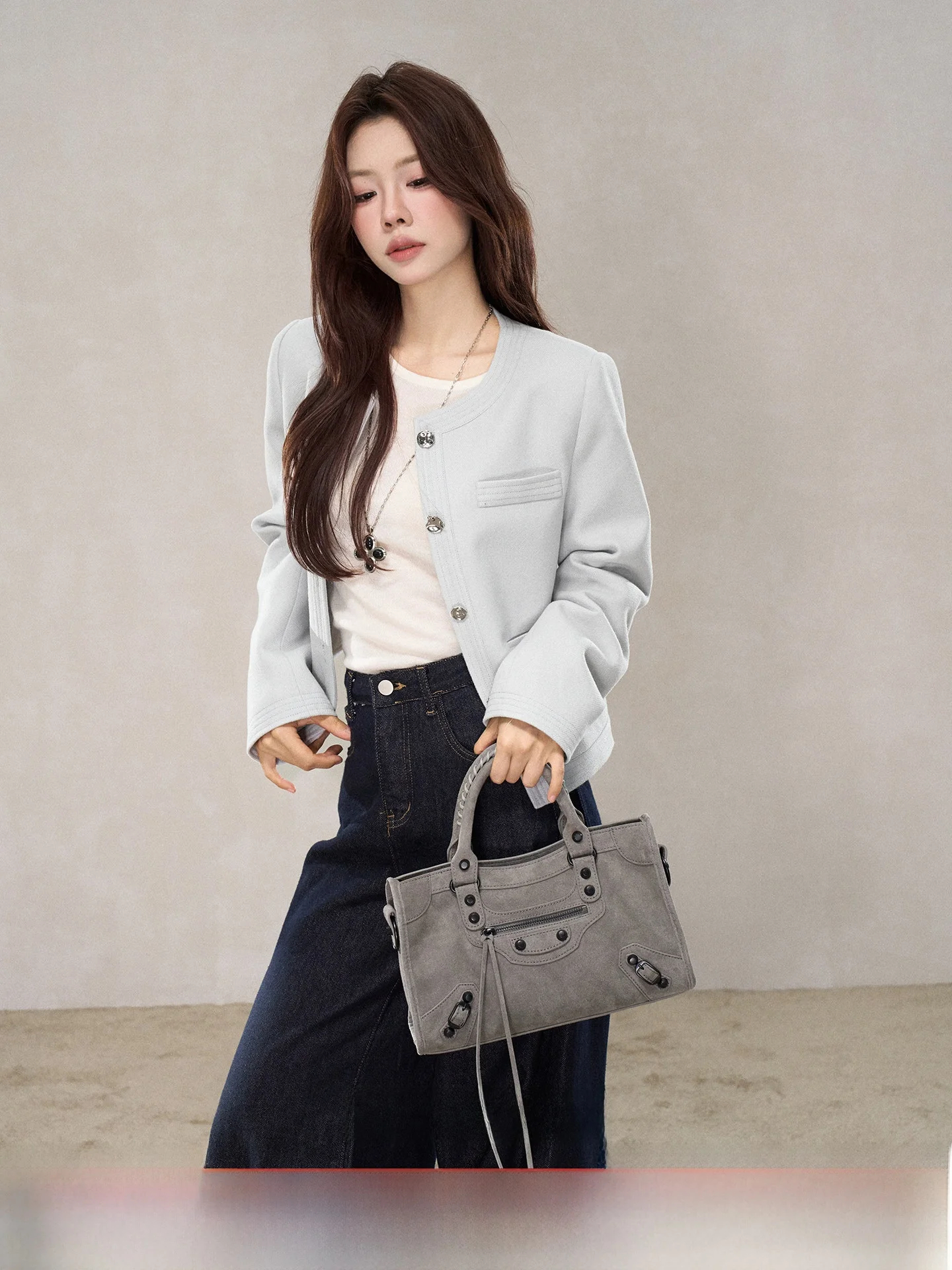 

Синее круглое шерстяное пальто для женщин, осеннее новое модное верхнее пальто, одна маленькая дикая ягода, свободная посадка для поездок на работу