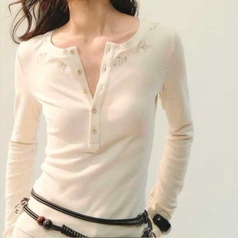 Women American Retro Moon Star Embroidery Henley Neck Long Sleeve T Shirt Elastic Slim Fit Basic Layering Top