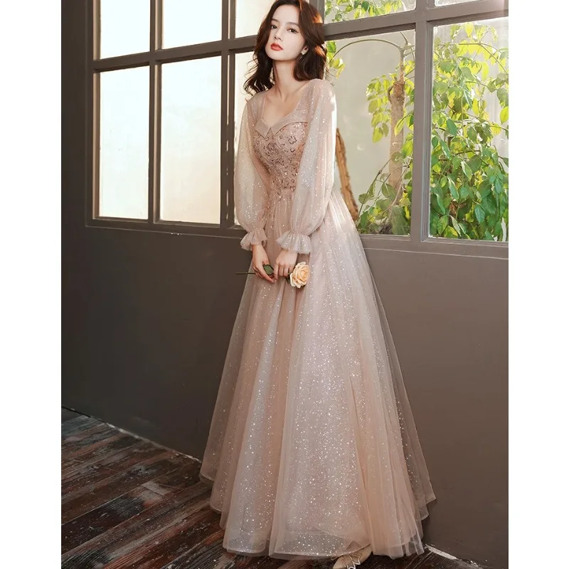 

Champagne Colored Tied Evening Dress for Women 2025 New Art Exam Host French Long Sleeved Banquet Evening Dress with Large Skirt