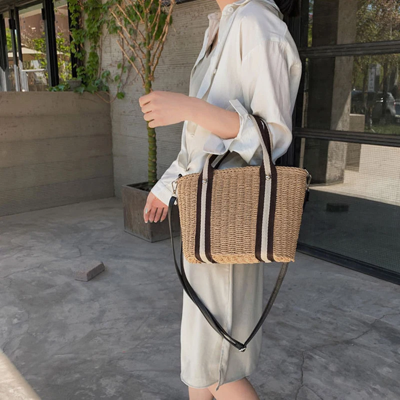 Summer Handmade Woven Bags For Women， Straw Beach Bag Rattan Kintted Handbags Totes Bohemia Ladies Basket Crossbody Shoulder Bag