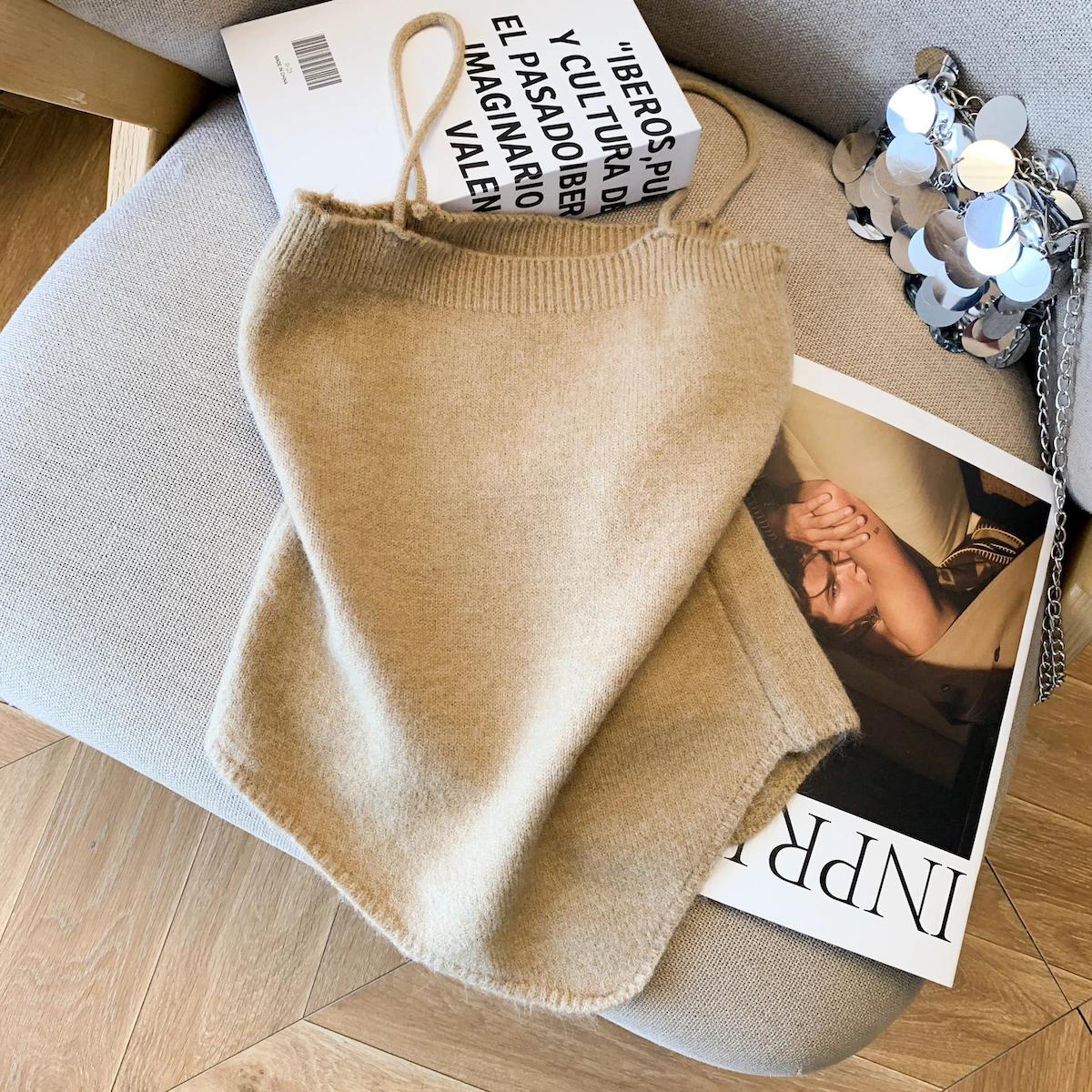 크리스마스 분위기 어깨 노출 스웨터 여성 패션 세트 디자인 감각 소규모 고객 게으른 스타일 가을 겨울 신상품