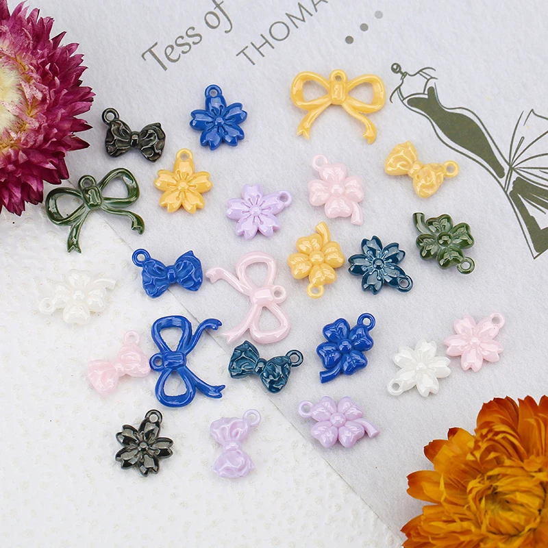 

5pcs Ceramics Flower Bowknot Four Leaf Clover Charm Pendants Handmade for Women Necklace Earrings DIY Jewelry Making Supplies