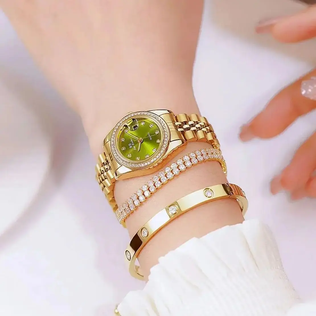 Relojes de lujo para mujer, elegante reloj dorado Vintage, pulsera de acero inoxidable, reloj de pulsera con temperamento, reloj de mujer de alta calidad