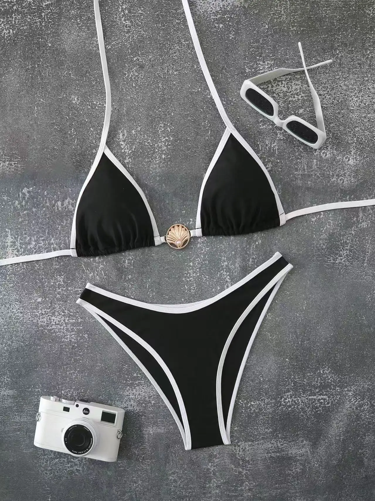 

Sexy Metal Shell Ornament Bikini Set 2026 Women Black Patchwork Pleate Push Up Bra Thong Swimwear Beach Bathing Suit Swimsuit