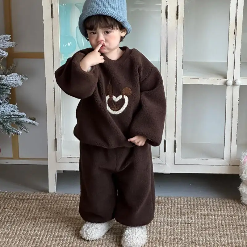 

2025 Winter New Baby Long Sleeve Warm Clothes Set Boys Heart Fleece Sweatshirt +pants 2pcs Suit Infant Plus Velvet Thick Outfits