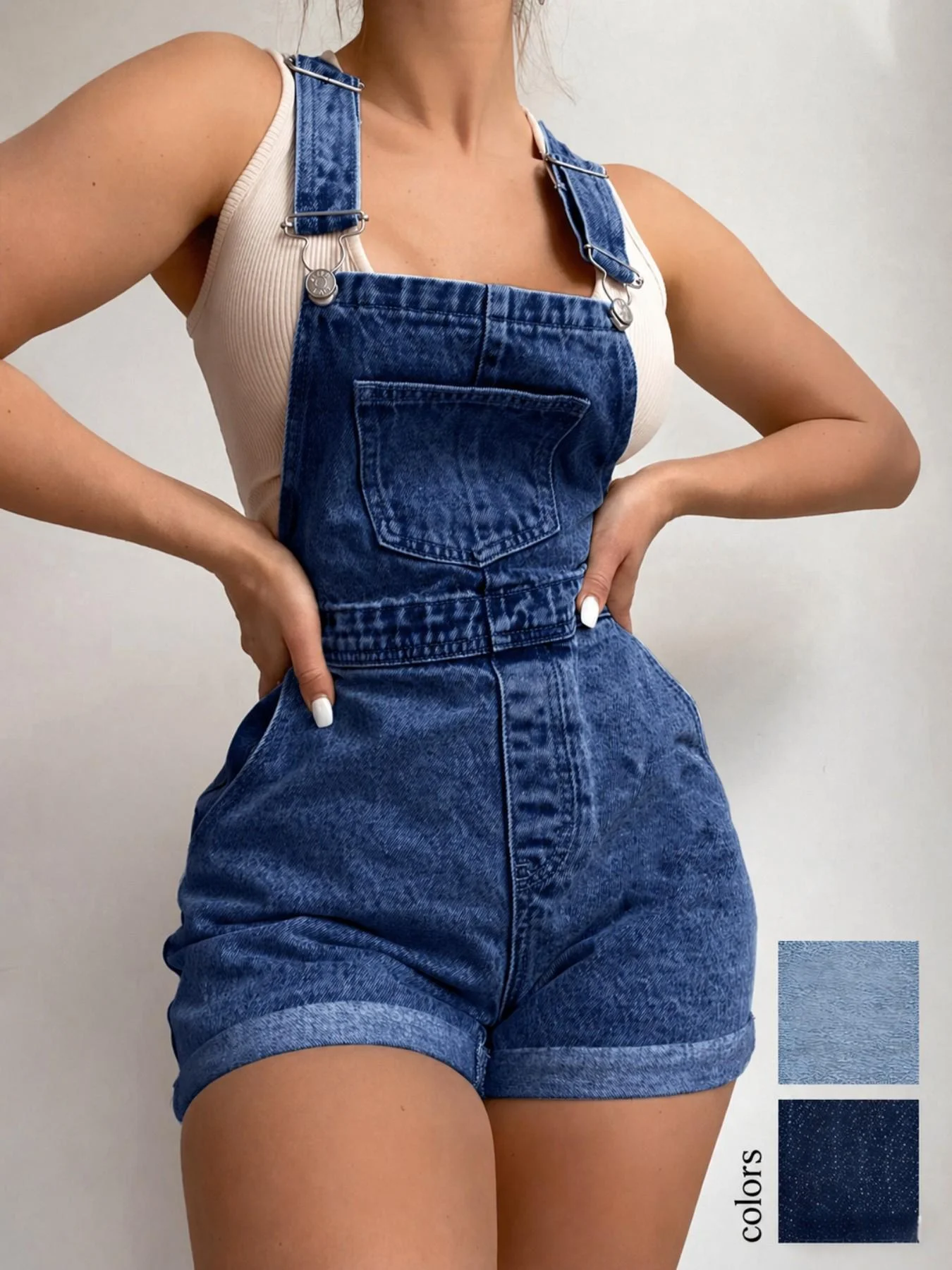 

American Vintage Light Blue Denim Backless Shorts, High-Waisted Roll-Up Hem Slimming Casual Style, Loose-Fitting Women's Summer