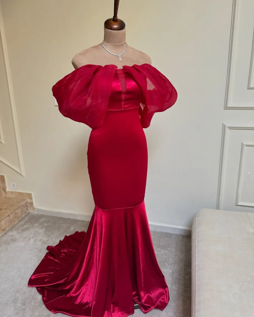 

Индивидуальные высокое качество Charmeuse плиссированные блестки Русалка с открытыми плечами Длинные платья на заказ Вечеринка Сексуальная вечеринка