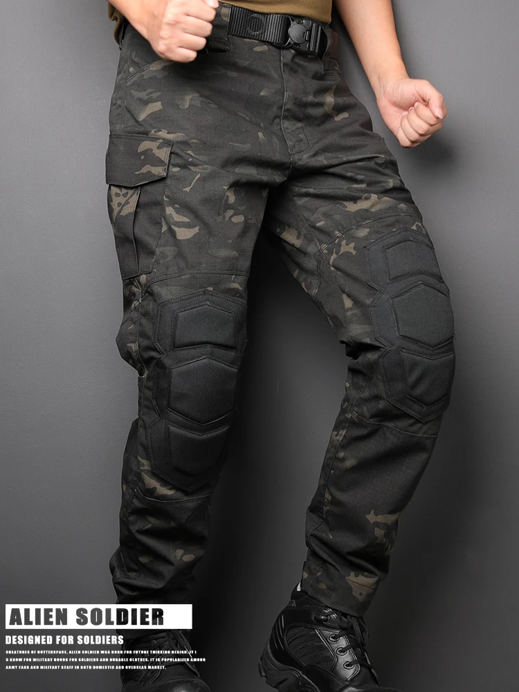 Outdoor Spring and Autumn Winter Riding Camouflage Tactical Work Pants Men\'s   Fans Outdoor Clothing