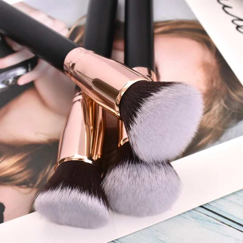 Promozione! 3 pezzi pennelli per trucco fondotinta in polvere sciolta correttore Blending Blush Brush strumento cosmetico professionale per il trucco di bellezza