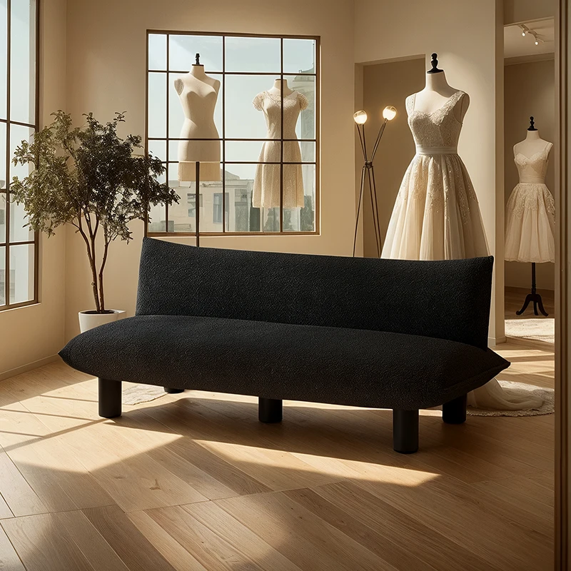 Canapé minimaliste noir moderne français pour petit espace, magasin de vêtements, réception, négociation, salon de beauté, mobilier