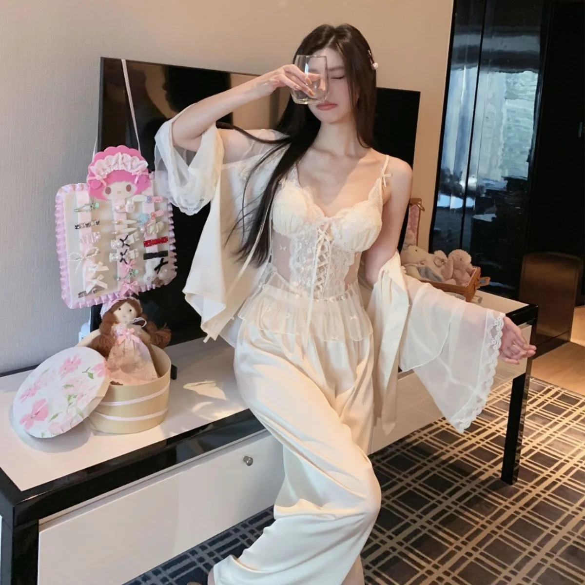 4pcs French sweet camisole pure desire mesh lace sexy pajamas four piece set princess style long sleeved homewear  palace style