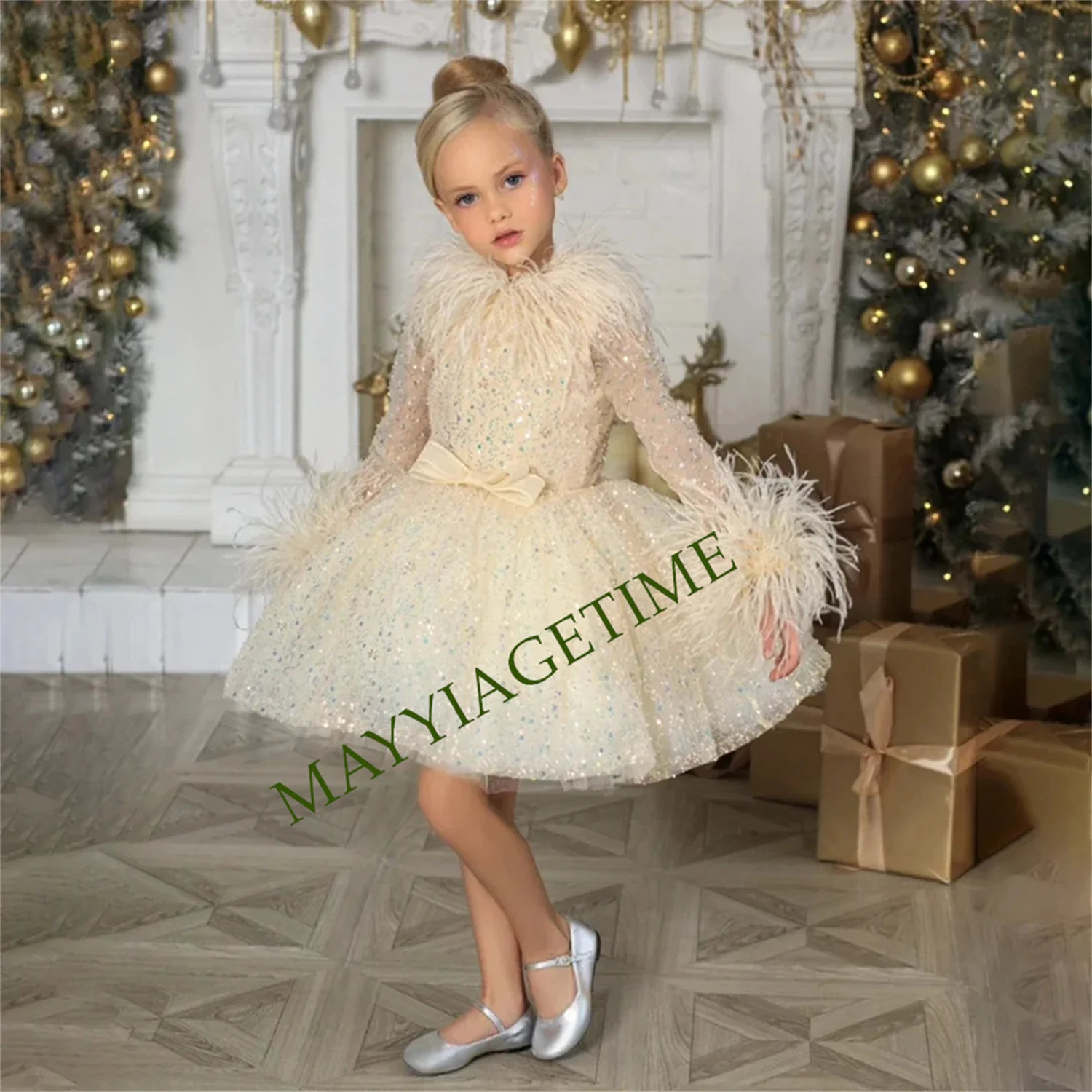 Elegant Tulle Sequin Glitter Long Sleeve Flower Girl Dress For Wedding Feather With Bow Kids Birthday Party First Communion Gown