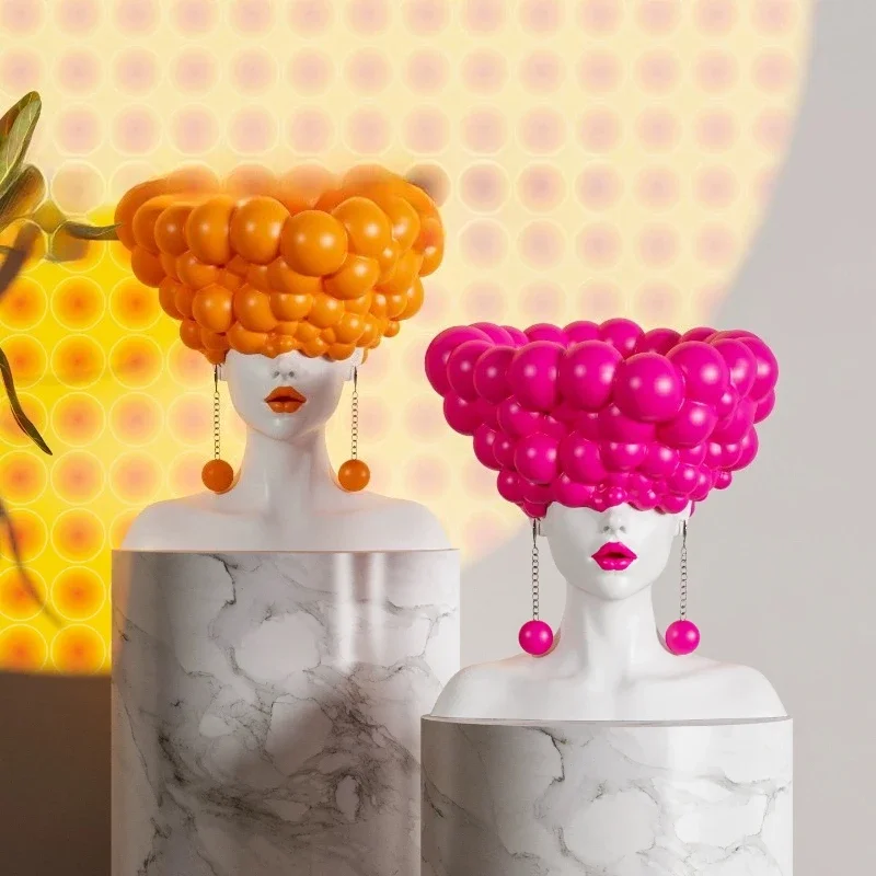 

Art figure sculpture ornament Internet celebrity clothing store milk tea coffee shop soft decoration