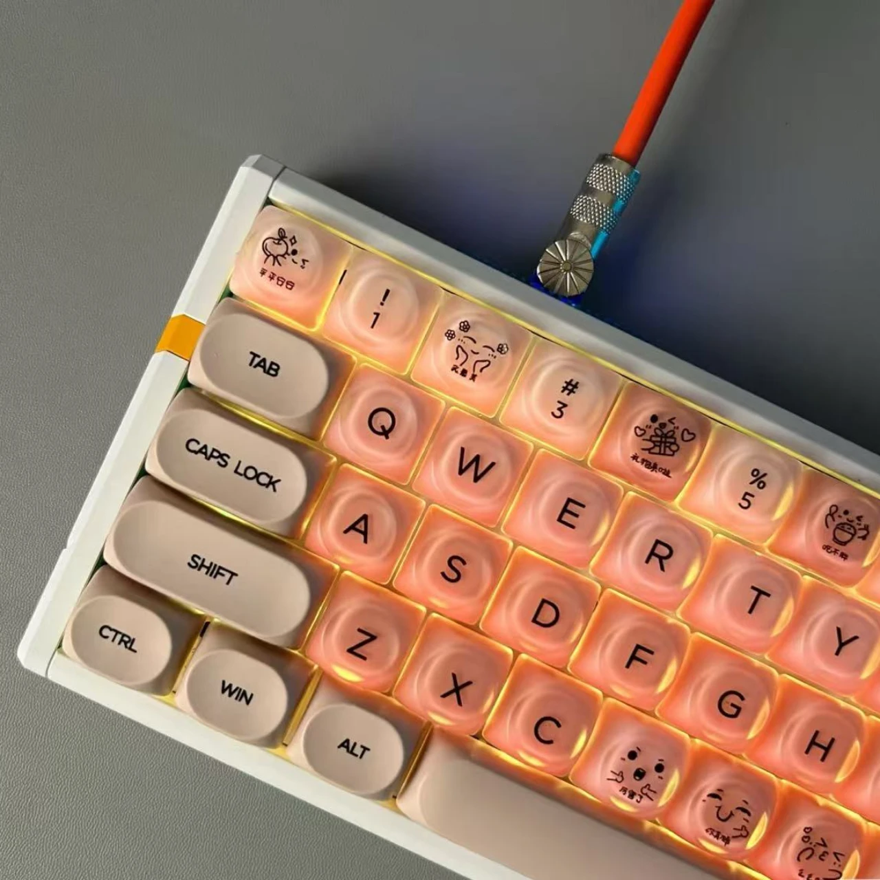 132 مفتاح الأساس السائل أغطية المفاتيح PBT + PC HOA الشخصي Keycap شبه الضباب هلام مفتاح قبعات للوحة المفاتيح الميكانيكية MX التبديل