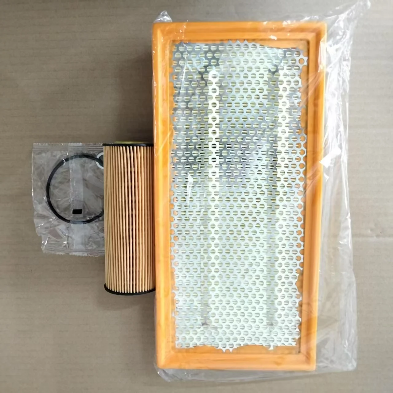 

Air / Oil Filter For Ssangyong Rexton 2.7 23190-08403 1621843025