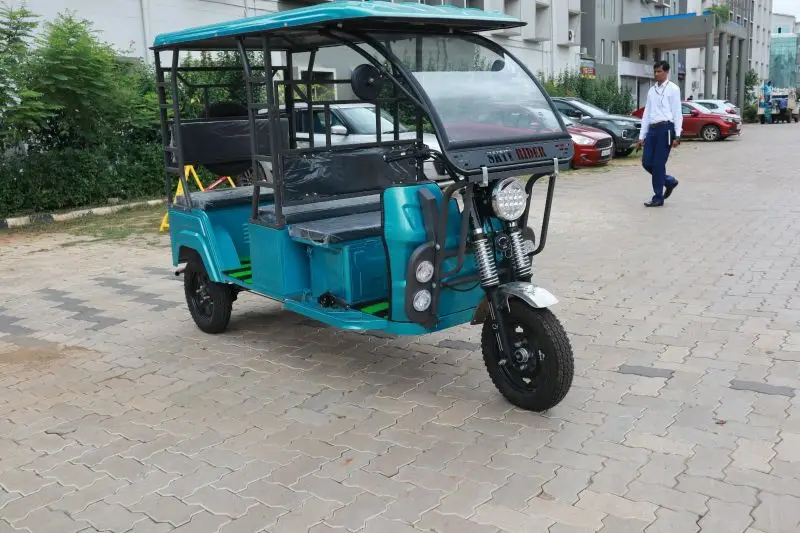 Electric Passenger Wholesale Low Price Three Wheel Electric Commercial Tricycles for Passengers Electric Rikshawcustom