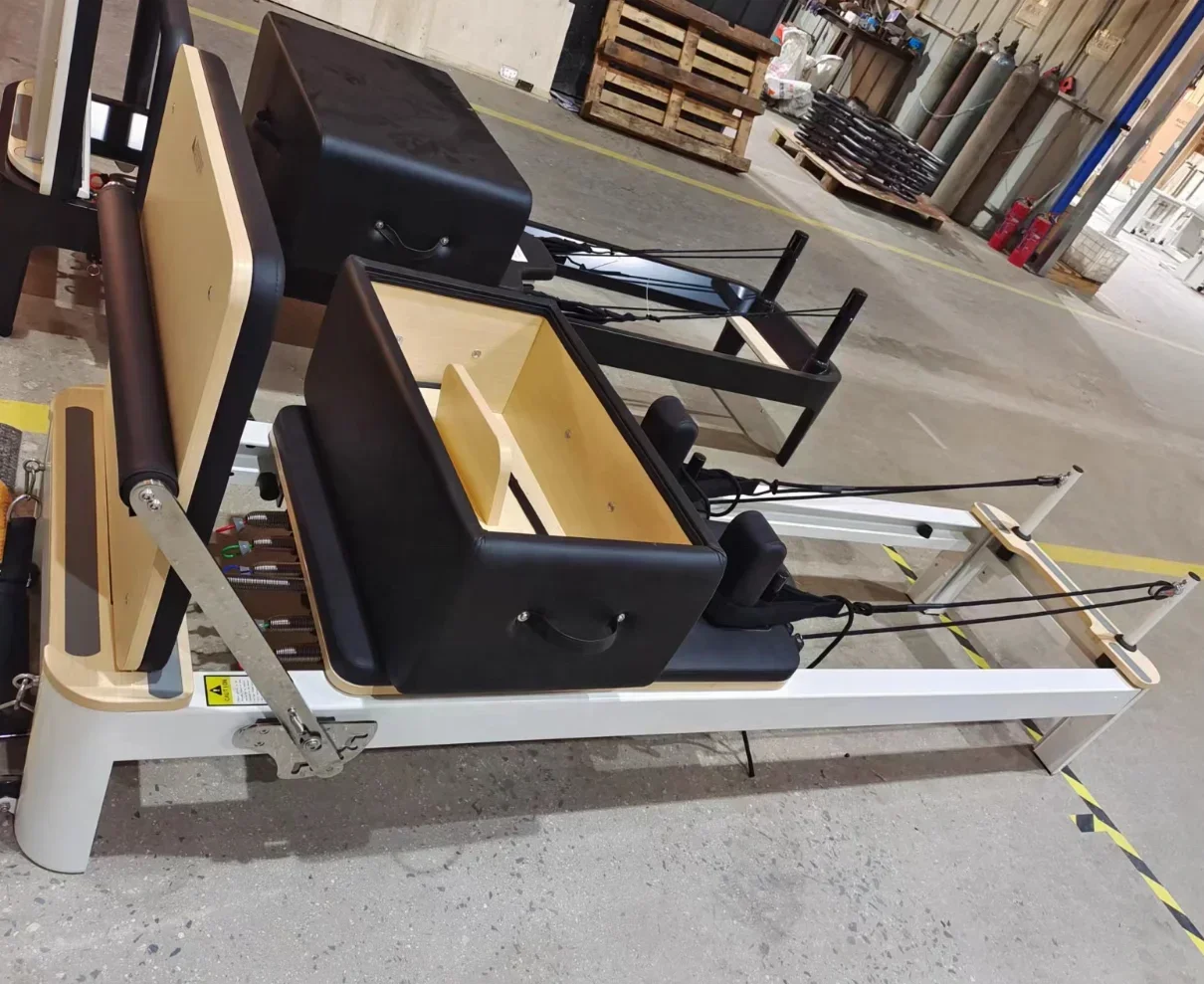 Najlepsza oferta na komercyjne urządzenia do pilatesu - Reformer do pilatesu do użytku w pomieszczeniach, sprzęt do ćwiczeń fitness, aluminiowy reformer