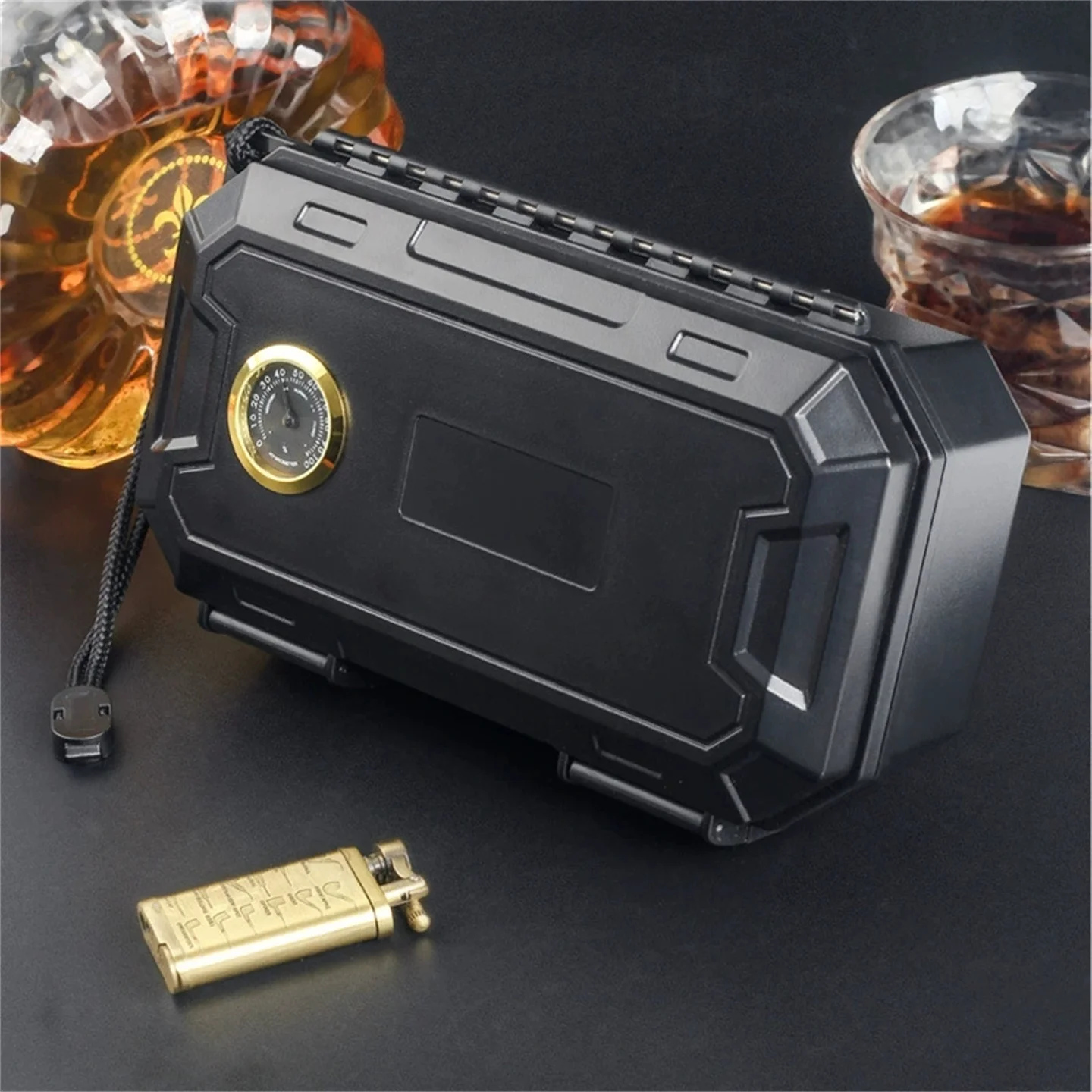 10 Cigars Three-Layer Cigar Humidor With Built-In Ashtray / Hygrometer , Portable ABS Plastic Waterproof Cigar Box Men's Gift