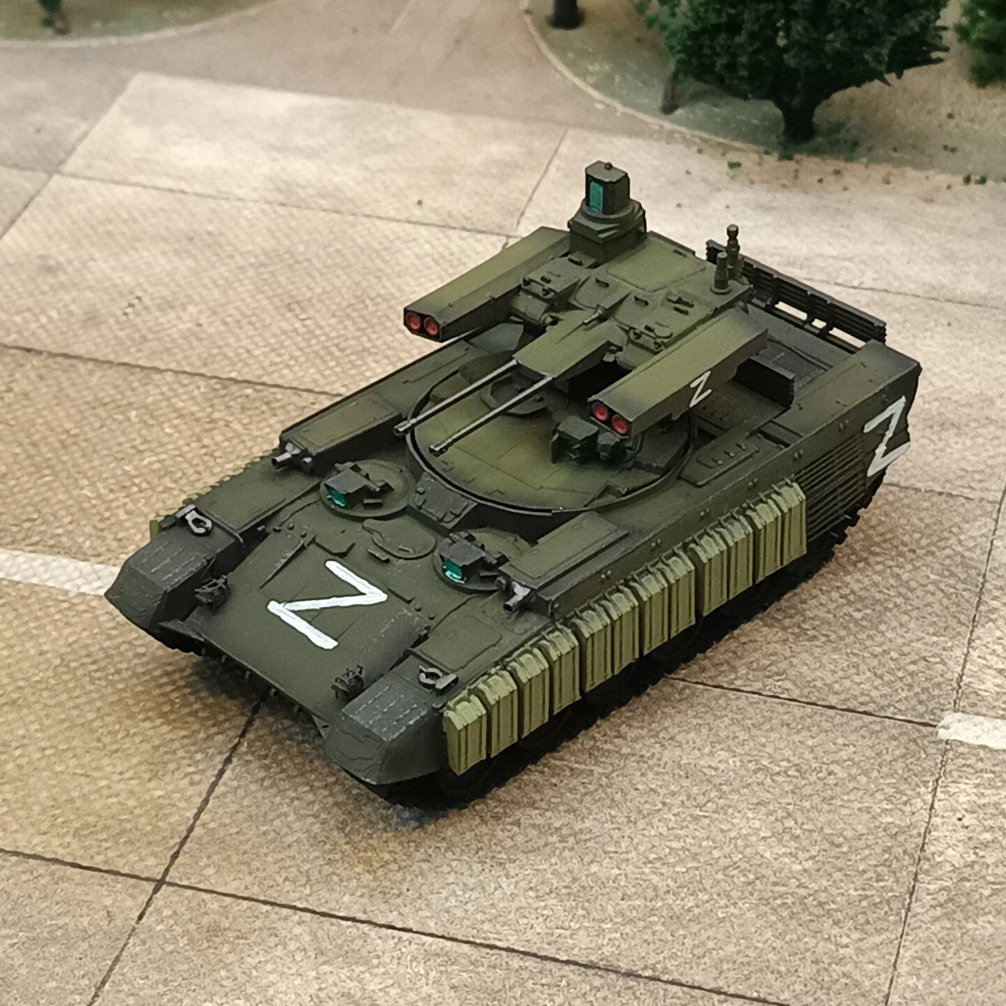 

Российская танковая машина огневой поддержки BMPT в масштабе 1/72, окрашенная вручную готовая модель, декоративное украшение (доставка в течение 5-6 дней)