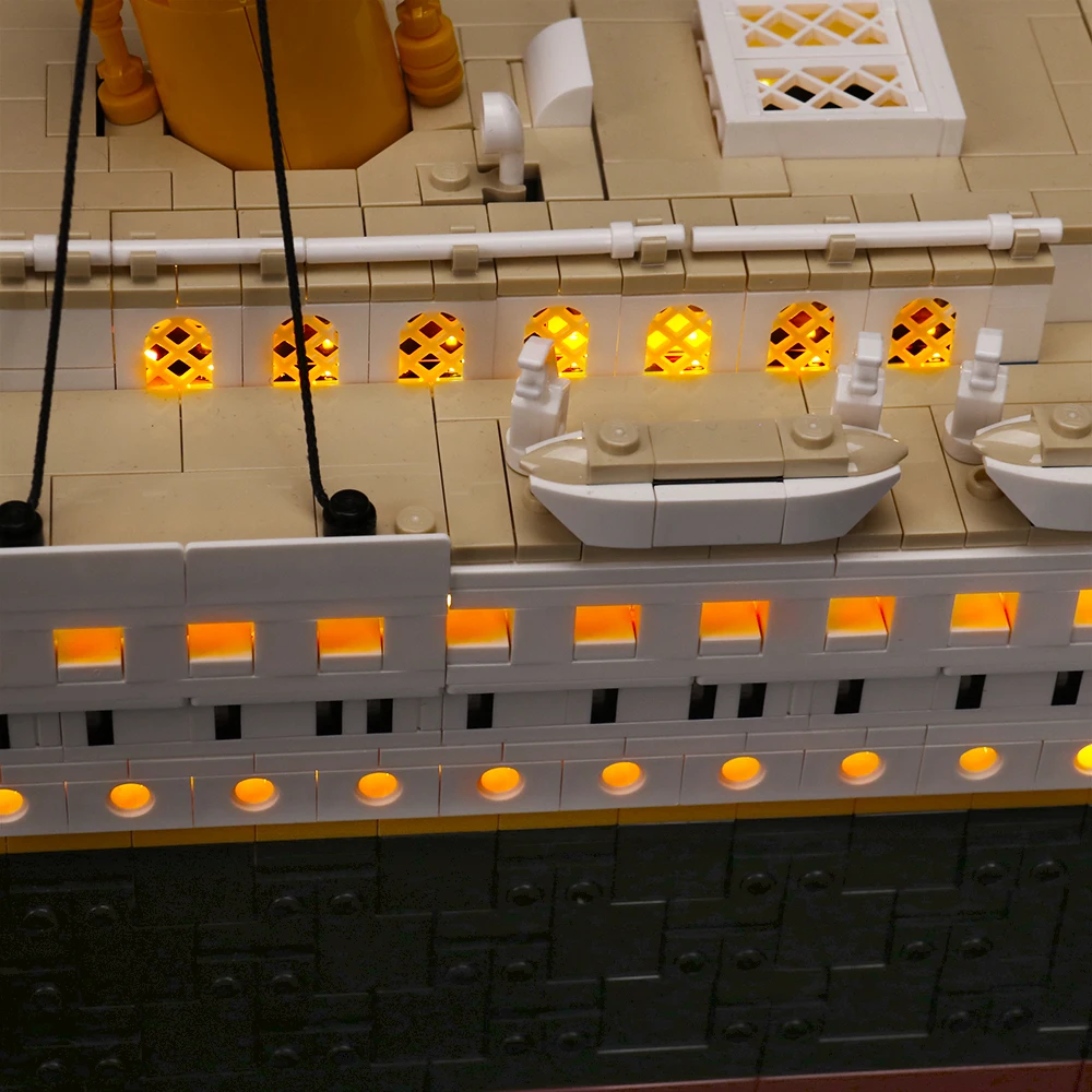 Vonado LED Lighting Set for 10294 Titanic Collectible Mold Ship Toy Light Kit, Not Included the Building Block Model