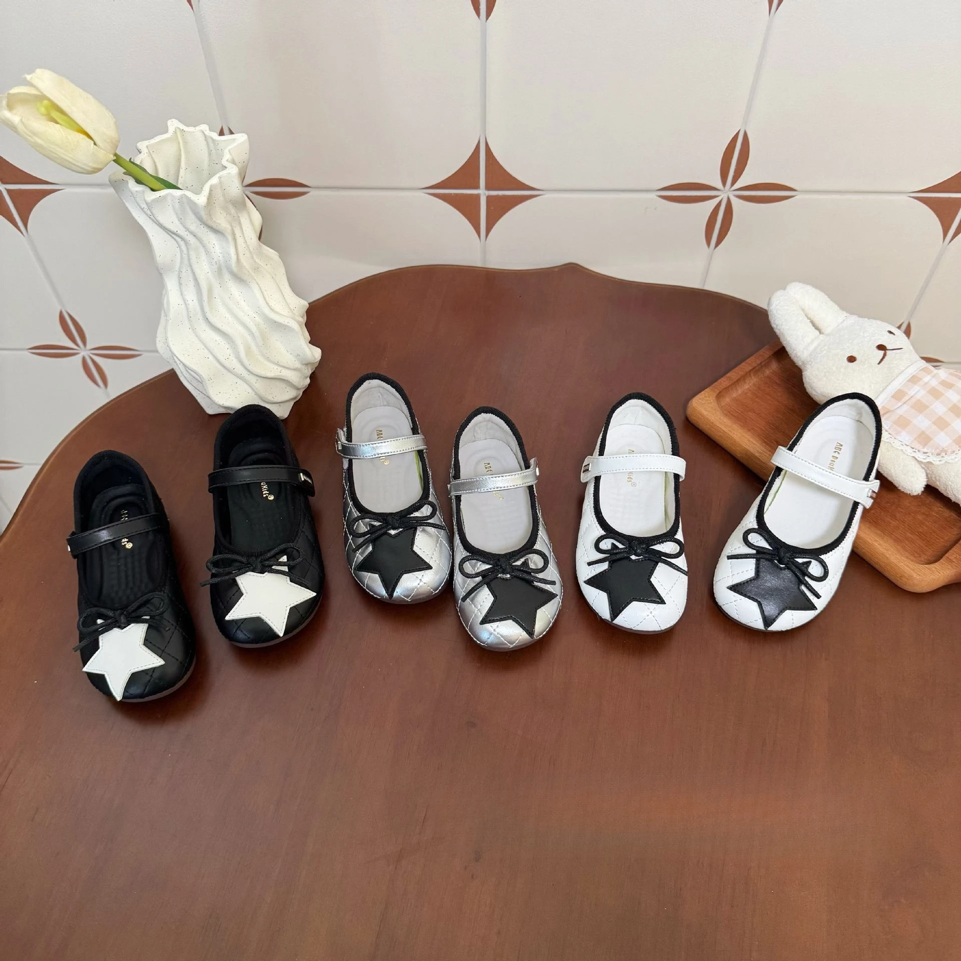 Spring Autumn Girls Mary Jane Shoes Casual Retro Sweet Bow Star Patch Kids Dress Shoes