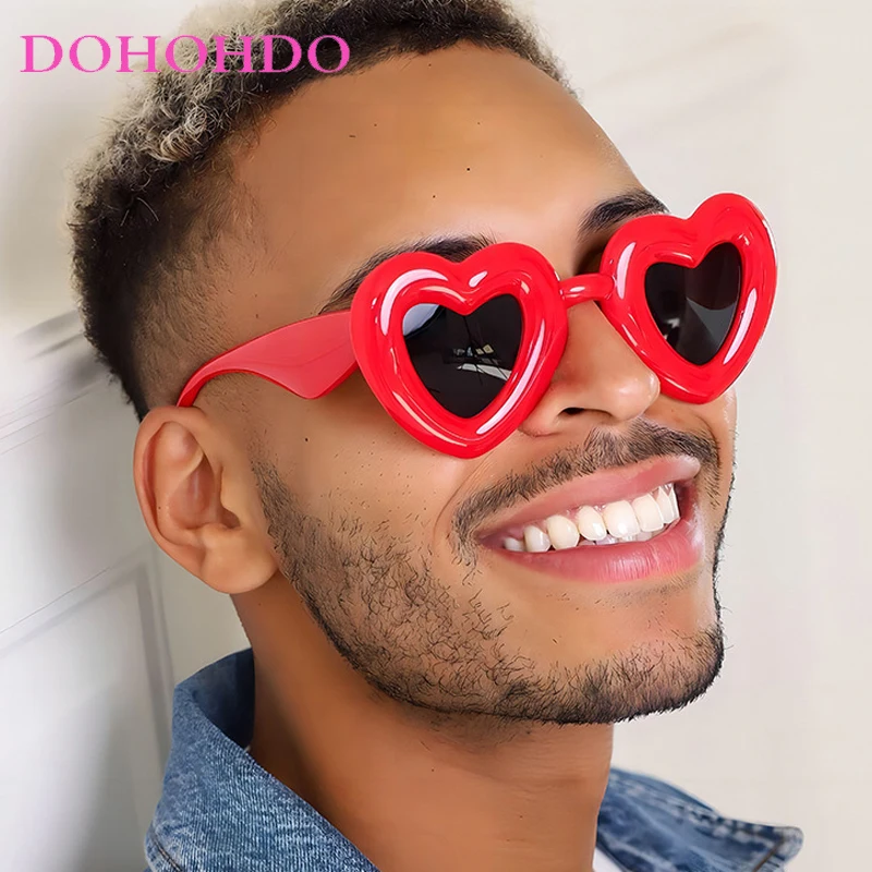 

DOHOHDO New Ladies Love Heart Sunglasses Retro Big Frame Women Sunglasses UV400 Protection Summer Shades Eyewear Oculos De Sol