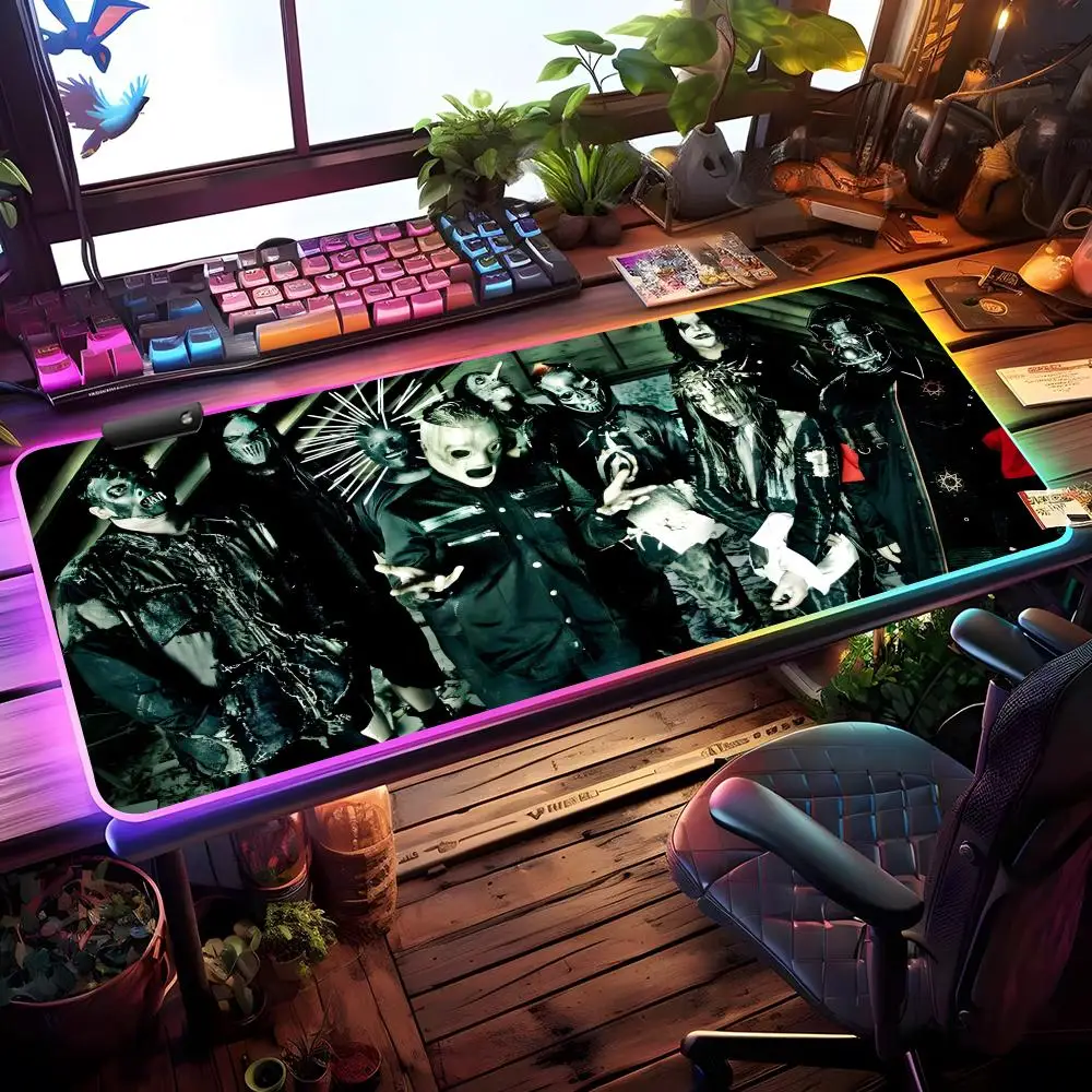 

Коврик для мыши Slipknot-ES Band, игровой коврик для мыши с RGB-подсветкой, настольный коврик для геймеров, большой коврик для мыши с LED-подсветкой, XXL коврик для мыши