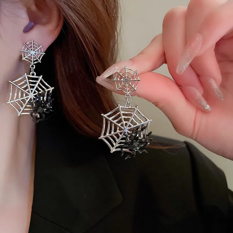 Sexy Goth Spider Earring Exaggerated Grid Women\'s Earrings Advanced Temperament Ear Jewelry Earnails Wholesale