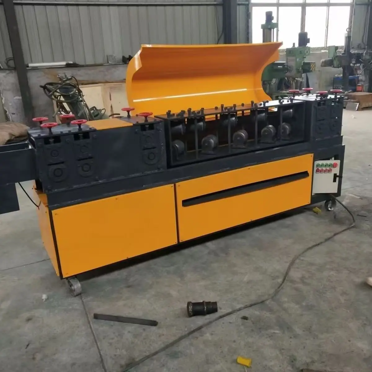 Steel Pipe Straightening Rust   and Painting Integrated Machine Scaffolding and Greenhouse Pipe Straightening Machine