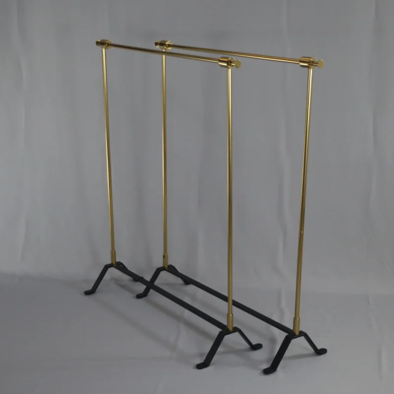 custom，good quality clothes stand to hang clothes for supermarket and clothing shop fixtures