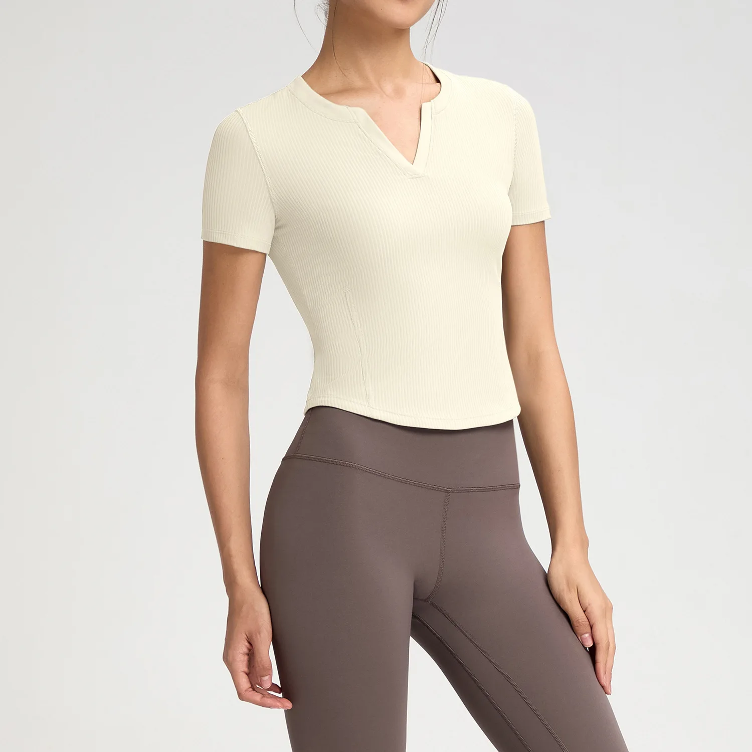 alta-elastica-respiravel-magro-feminino-cor-solida-manga-curta-com-decote-em-v-camiseta-correndo-fitness-ginasio-pilates-pele-amigavel-topos