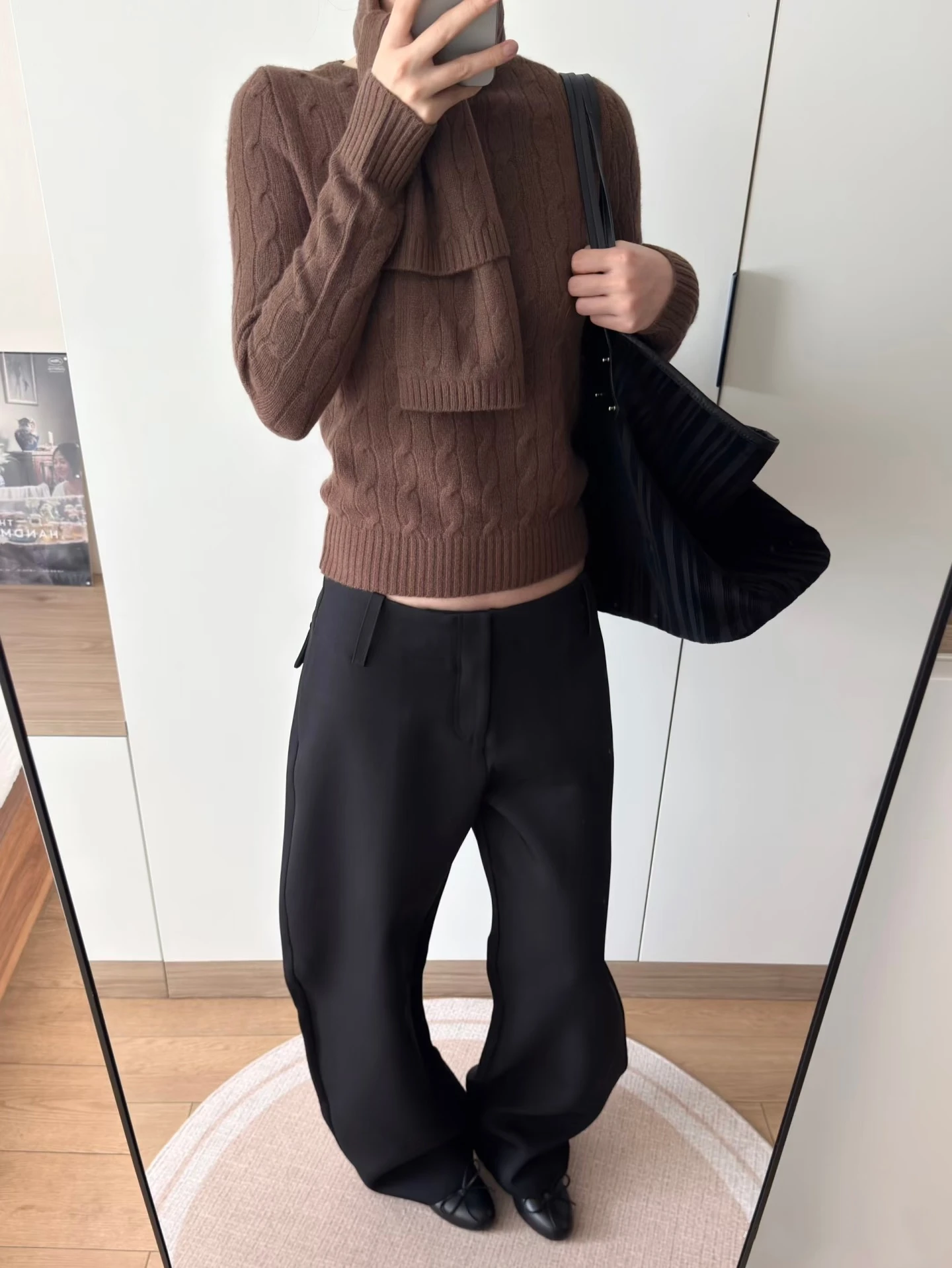 

Retro Design Knitted Sweater Women's Slim Fit Twist Casual Coffee Color Elegant Spring Top Fashionable Commute Style High Collar