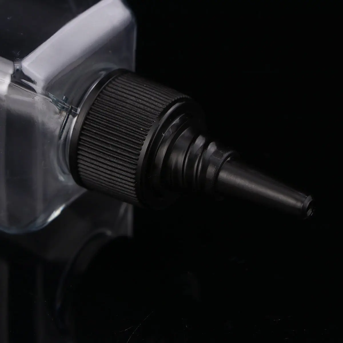 

Набор из 15 прозрачных пластиковых флаконов для краски для волос, 100 мл, квадратной формы, легко сжимаемые, с точным носиком, для окрашивания волос и шампуня