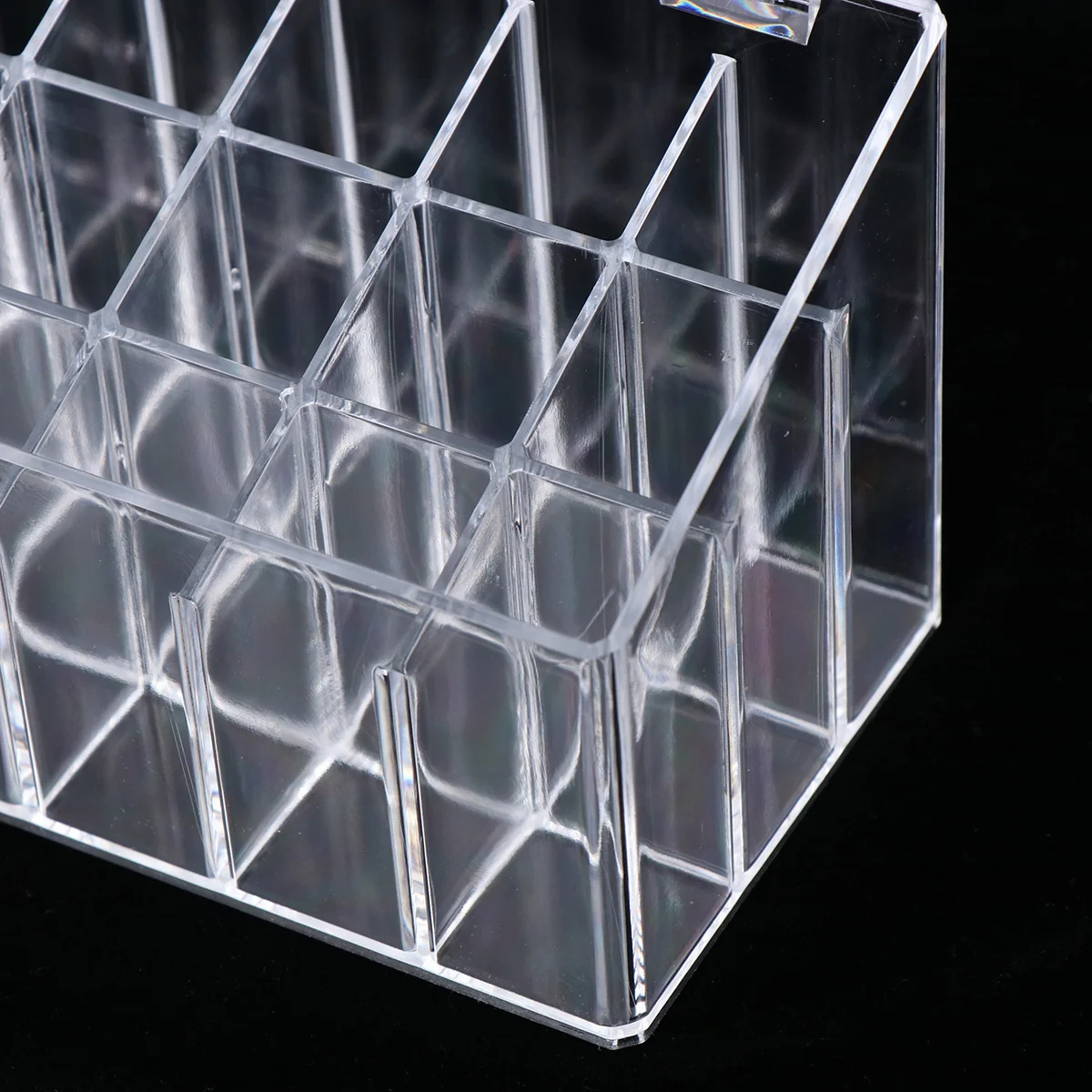 

1Pcs Transparent Lipstick Storage Box Flip Lid Dustproof Organizer Holds 18 Standard Size Lipsticks Makeup Display Case