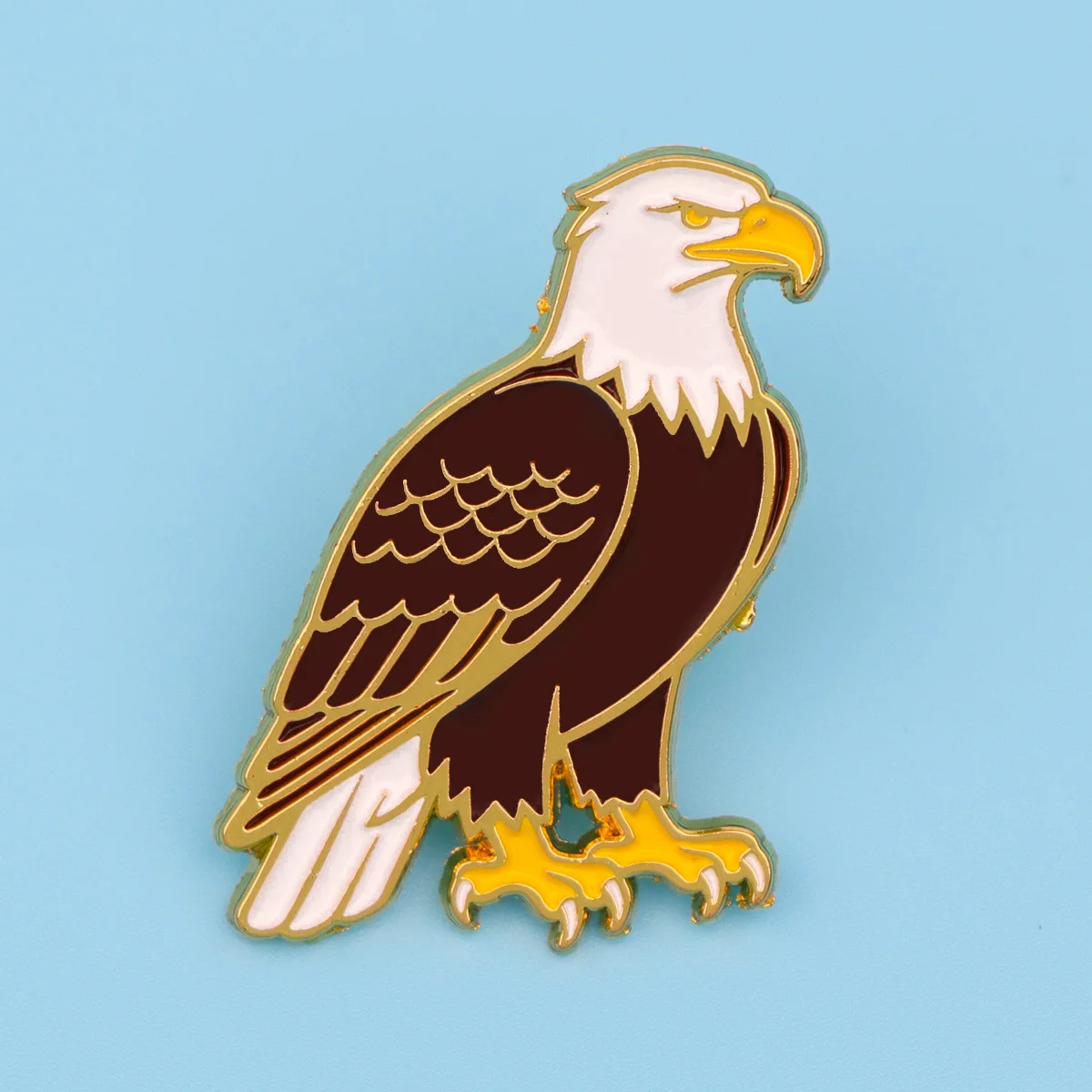 Bald Eagle Enamel Brooch Metal Lapel Pin Patriotic Bird Badge for Clothing Backpack Decoration Fans Gift Clothing Decoration