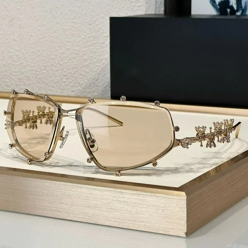 

Luxury Eyeglass Gm Style Diamond Studded Glasses Frame Flat Mirror Large Frame Glasses Cool Sweet Girl Fashion Women Eyewear