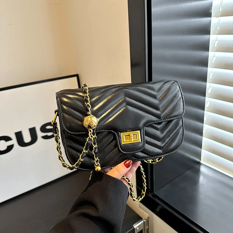 

Elegant and Casual New Diamond-quilted Small Square Bags for Women. Single-shoulder or Cross-body.