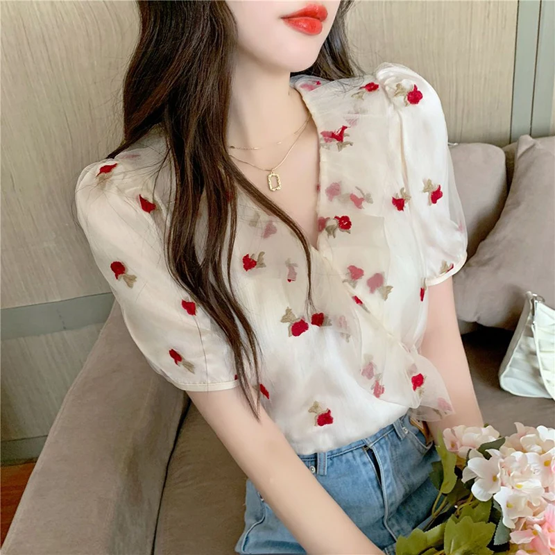 Korean Women Chiffon Shirt Elegant Print Puff Short Sleeve Female Blouse Summer Fashion New All Match Chic V Neck Ladies Tops