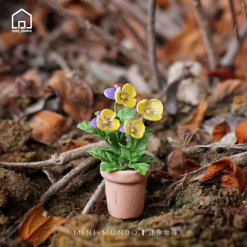 

1:6 Doll House Mini Model Furniture Accessories Simulated Clay Pansy Potted Plant Bjd Blyth Soldier Lol Scene Miniatures Decor