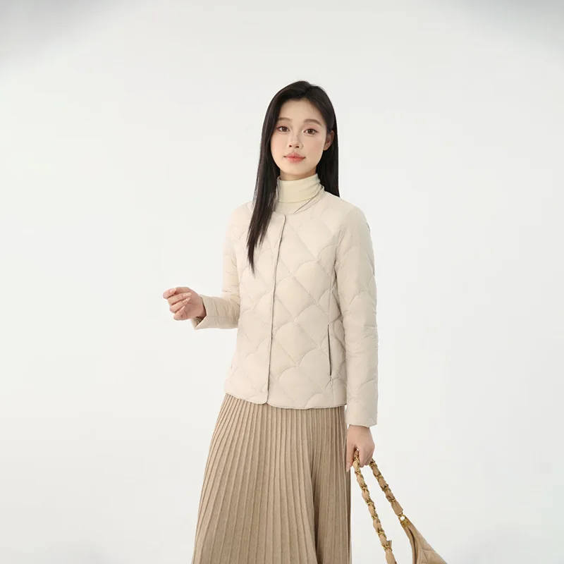 

Женская куртка на утином пуху, без утечек, пальто в клетку из мягкой ткани с внутренней подкладкой, женское высококачественное ультралегкое пальто