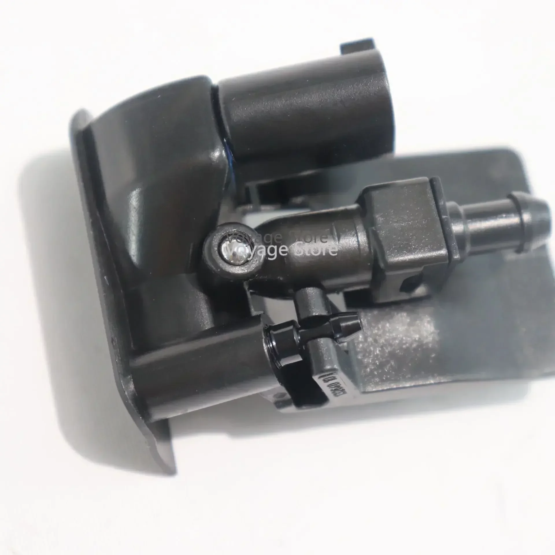 

Windshield washer nozzle wiper spray gun for BMW X5 E70 61667161469