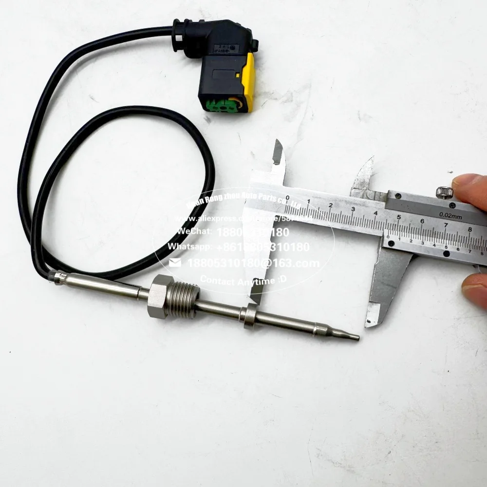 1914093 The SCR exhaust temperature sensor is applicable to DAF trucks view 5