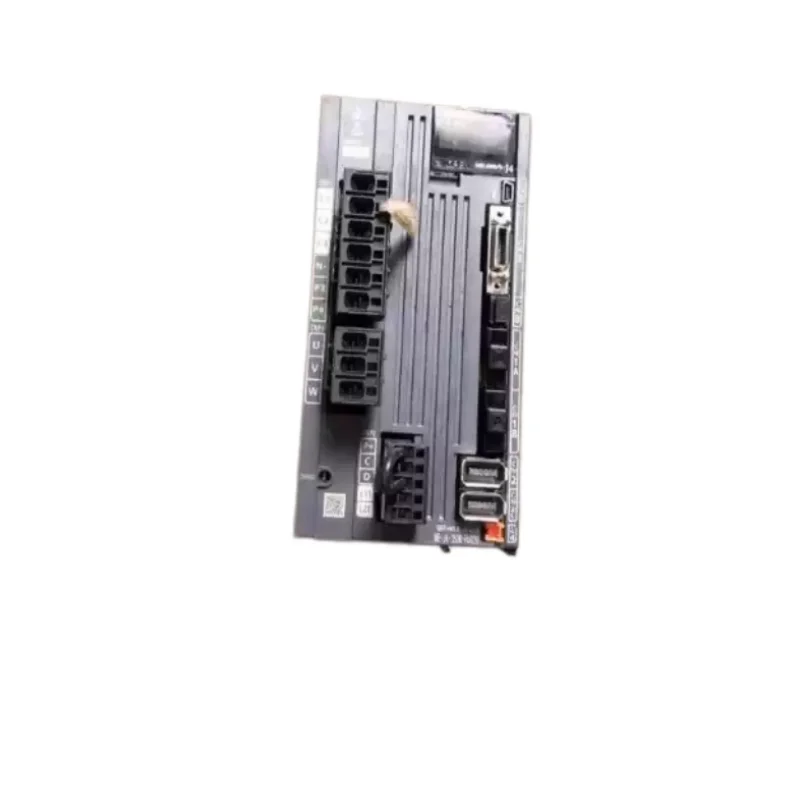 

Brand-new, factory-sealed drive MR-J2S-700A MR-J2S-700B MR-J4-11KA MR-J4-700B-EB MR-J4-700A MR-J4-350B-RJ020