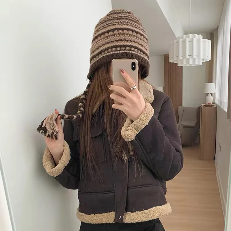 Autumn winter warm and cold-proof beanie , Fair Isle ear-covering knitted , women's retro striped hat that makes the f