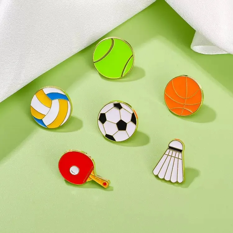 Broches en émail sur le thème des ballons de sport, tennis, basketball, football, volley-ball, badminton, ping-pong, pour sac à dos, cadeau pour les amateurs de sport