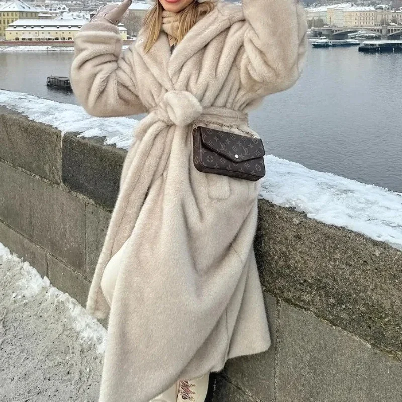 2025 الشتاء النساء فو الفراء معاطف طويلة جاكيتات معطف مقنع سميكة الدافئة أنيقة Y2k الشارع الشهير سترة العمل ملابس خارجية #5