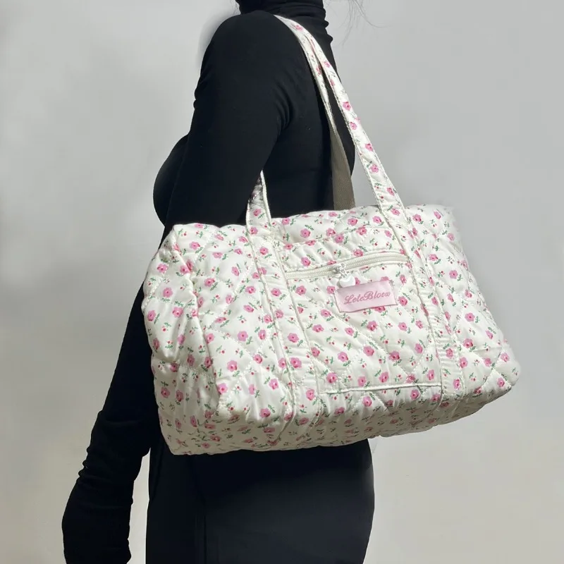 2026 New Style Large Capacity Short-distance Travel Girl's Single Shoulder Bag Diamond Pattern Embroidered Tote Bag Lightweight