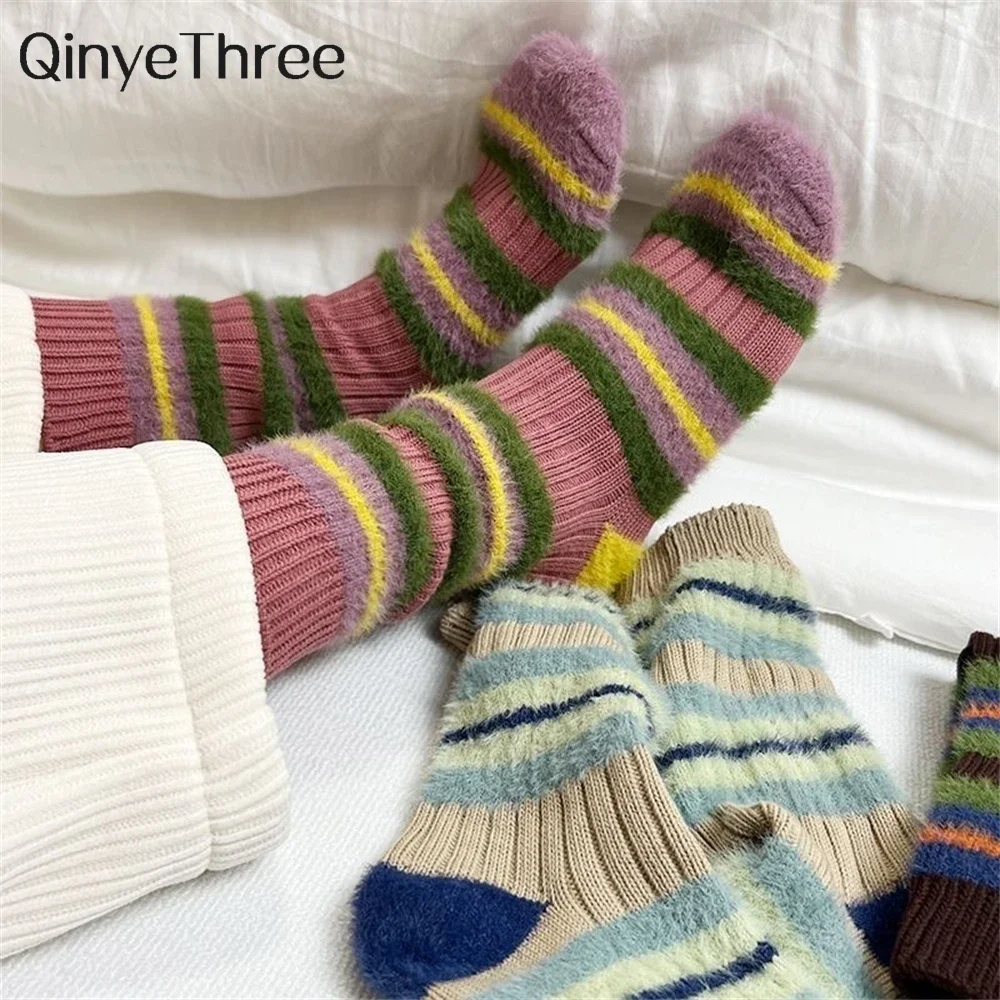 

New Women's Autumn Winter Warm Thick Line Striped Socks Color Contrast Imitation Mink Plush Sweet Mid Tube Sokken Dropship